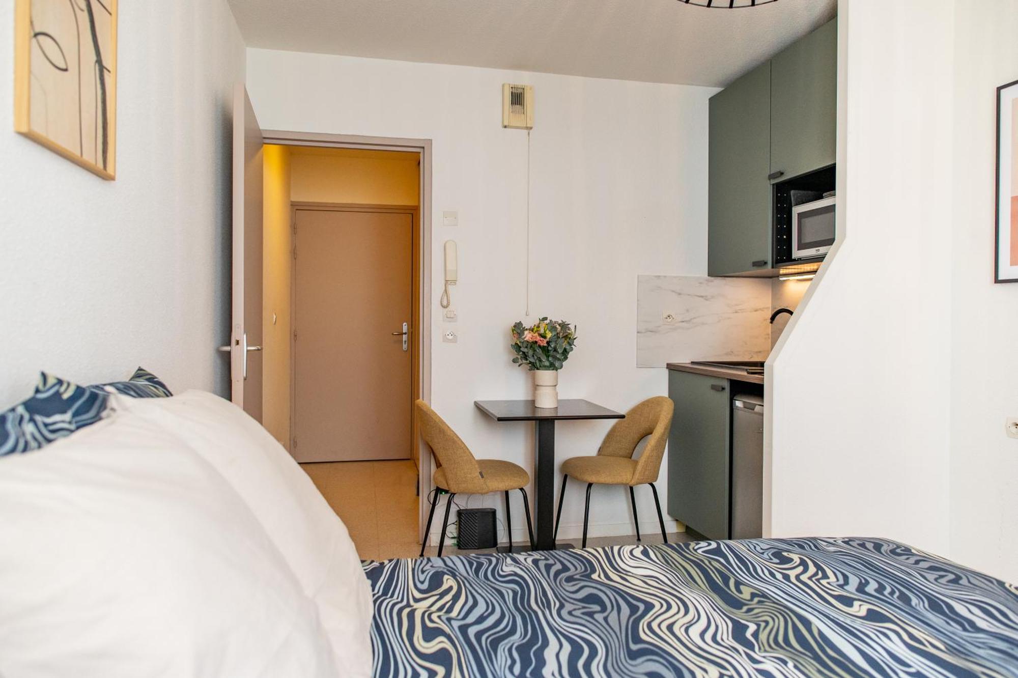 Villeurbanne Centre Appartement Meuble Екстериор снимка